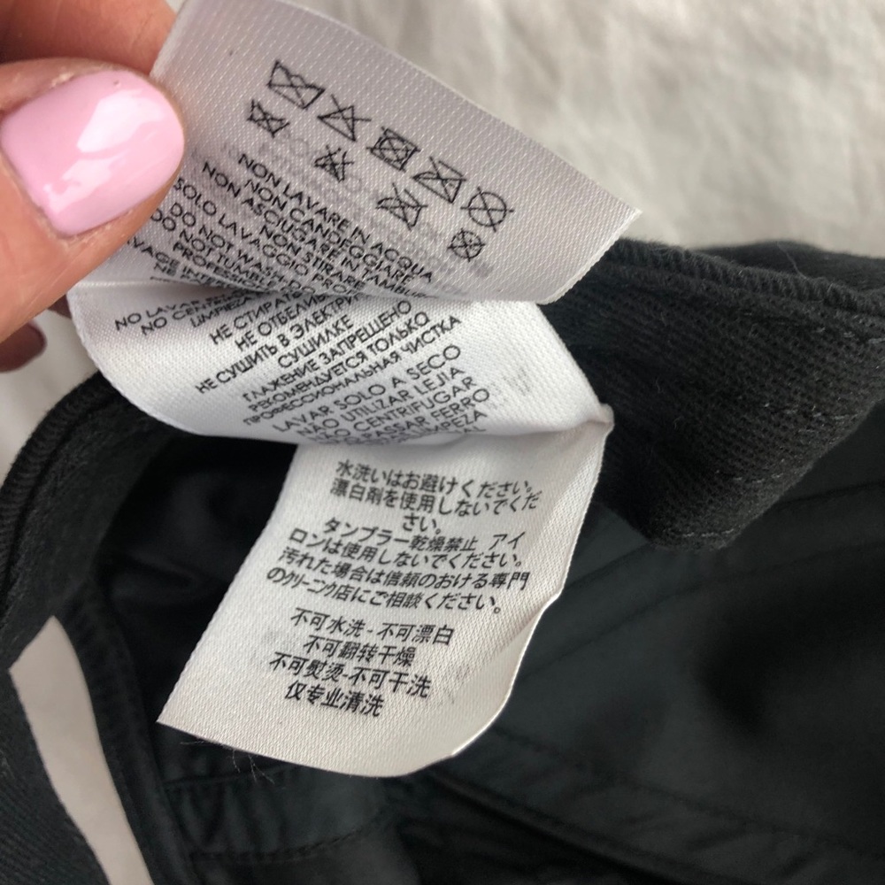 Authentic Balenciaga Unisex Black Baseball Hat - Picture 13 of 16